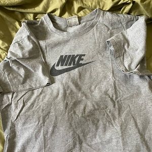 Vintage 2000s Nike Swoosh tee